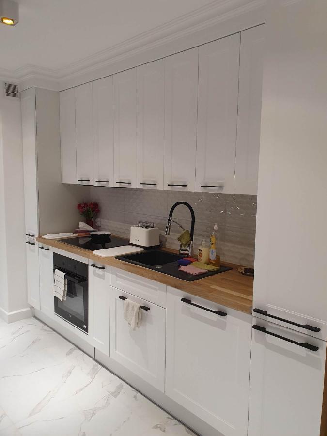 Apartament 3 Pokojowy Lub Pokoj W Mieszkaniu W Nowym Bloku Warschau Buitenkant foto